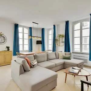 https://magnifique-3-pice-dans-le-lhyper-centre.fr-provencehotel.com